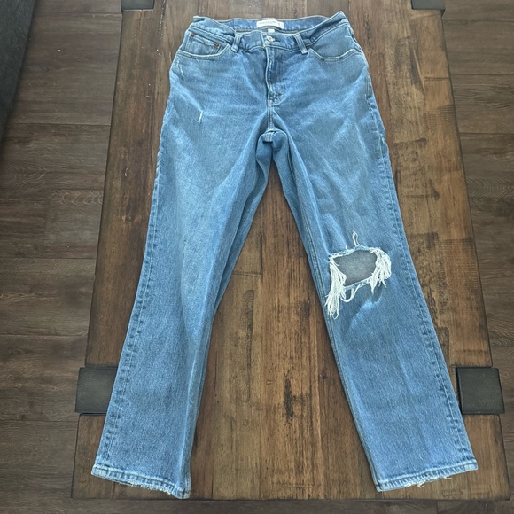 6S Abercrombie & Fitch The 90s Straight Low Rise Jeans 28 or 6 short - Picture 4 of 13